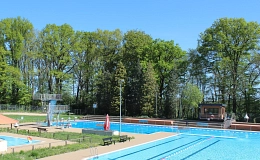 Erwachsenen-Schwimmkurs im Waldbad Salzhausen